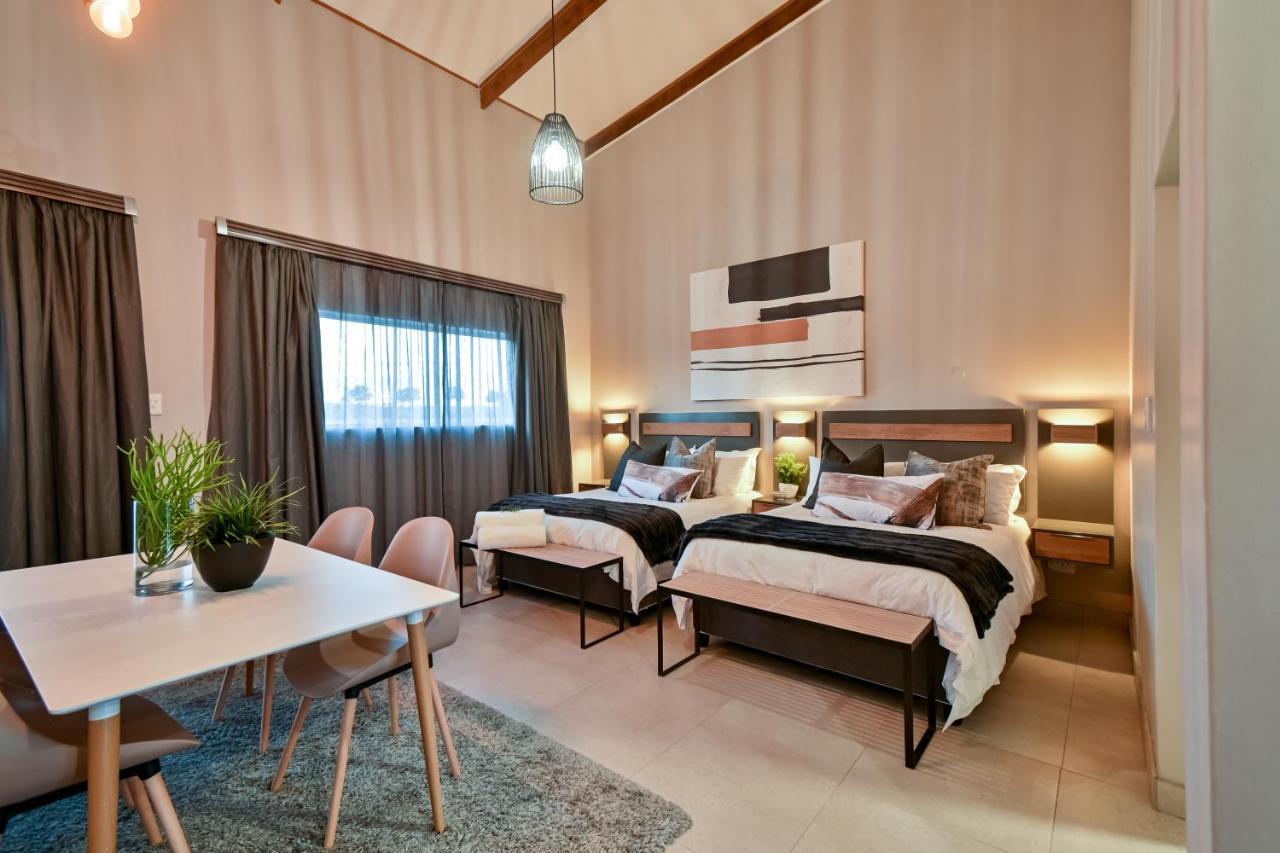 Summer Palace Guesthouse Блоемфонтейн Екстериор снимка